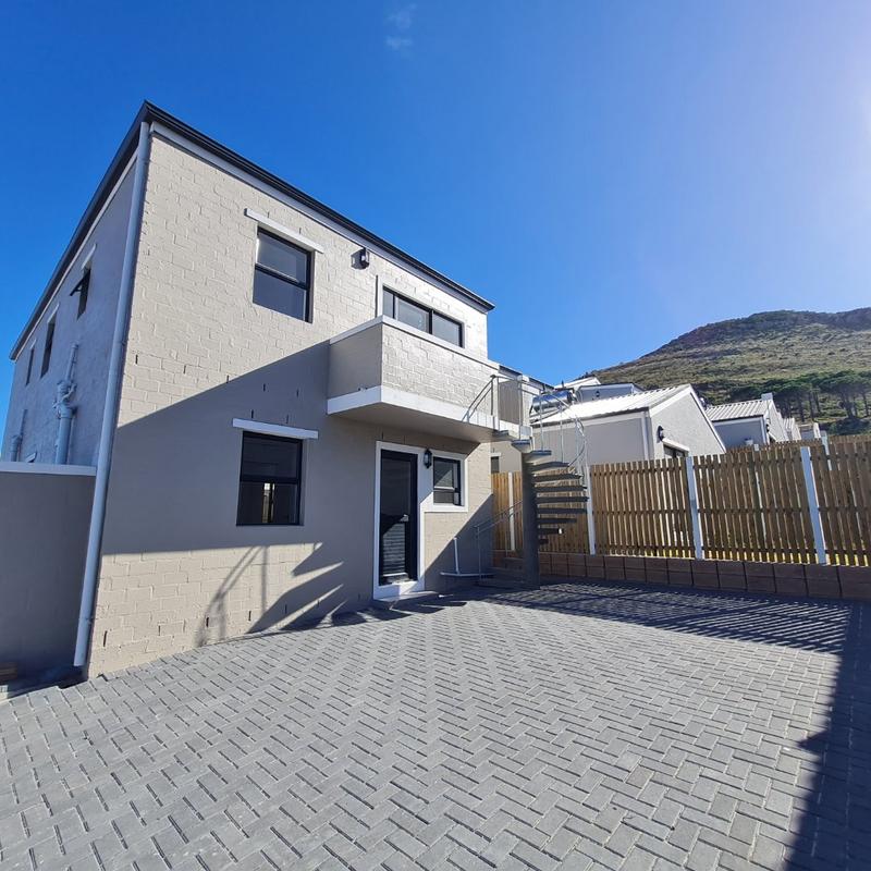 To Let 3 Bedroom Property for Rent in Kommetjie Western Cape
